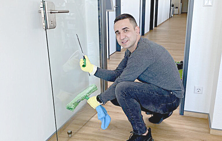 Bilder Greenoz Gebäudereinigung