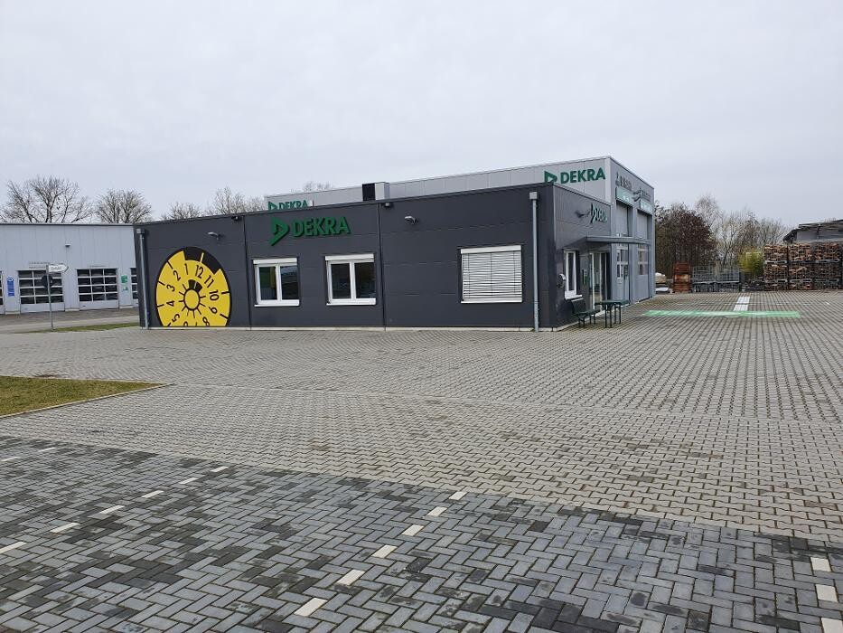 Bilder DEKRA Automobil GmbH Station Wegberg