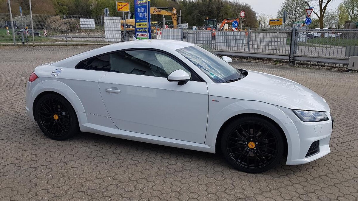 Bilder Premio Reifen + Autoservice Reifen Feyrer GmbH