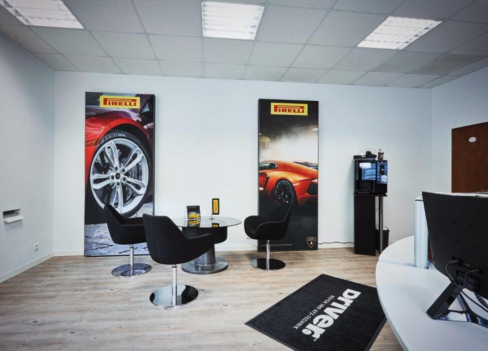 Bilder Driver Center Mkt Meckenheimer Kraftfahrzeugtechnik