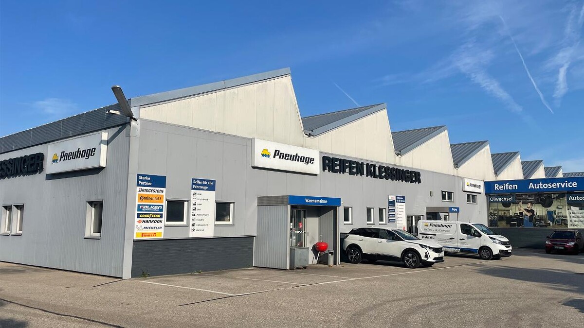 Bilder Pneuhage Reifen und Autoservice
