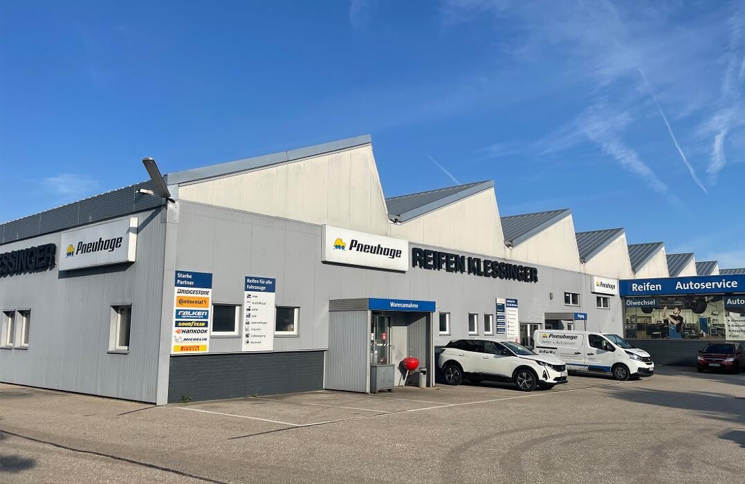 Bilder Pneuhage Reifen und Autoservice