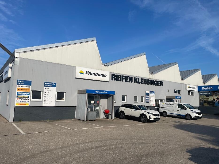 Bilder Pneuhage Reifen und Autoservice