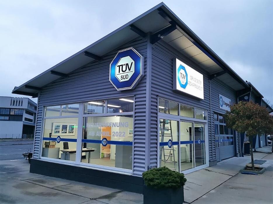 Bilder TÜV SÜD Service-Center Aschaffenburg-City
