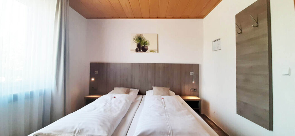 Bilder Landgasthof - Hotel "Zur scharfen Ecke"