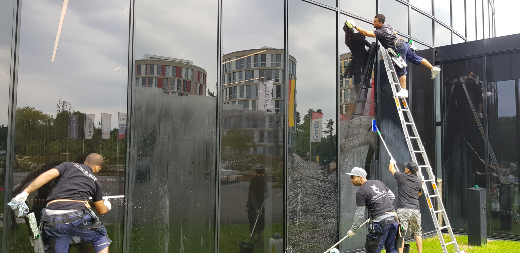 Bilder clean & safe Dienstleistungen