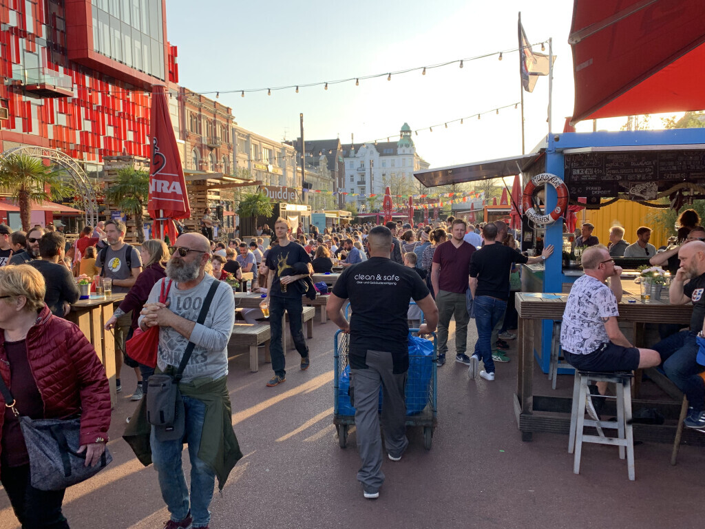 Bilder clean & safe Dienstleistungen