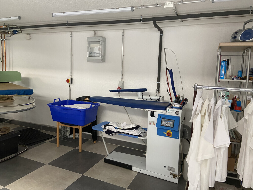 Bilder Wäscherei Müller, Eduard Potraz