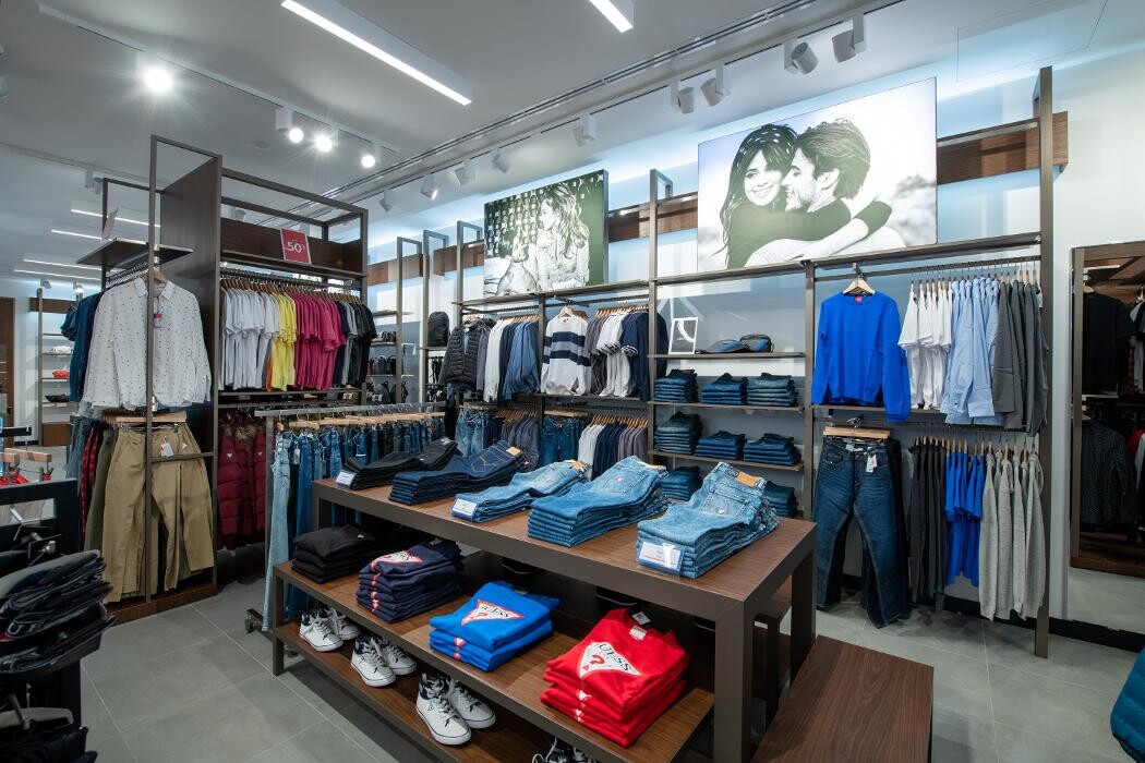 Bilder GUESS
