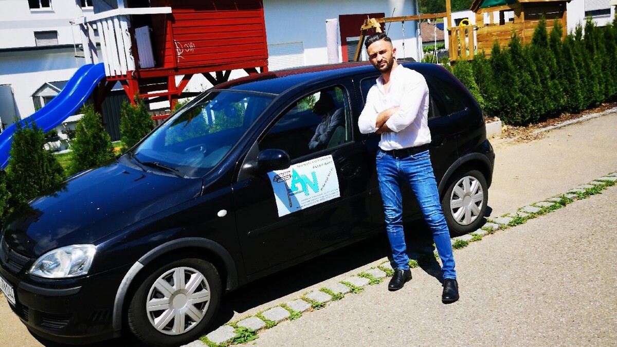 Bilder Tan Reinigungsdiensleistungen