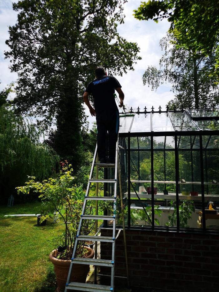 Bilder Tan Reinigungsdiensleistungen