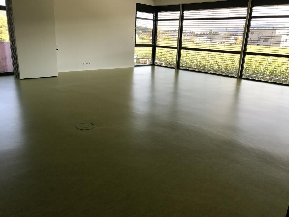 Bilder Tan Reinigungsdiensleistungen