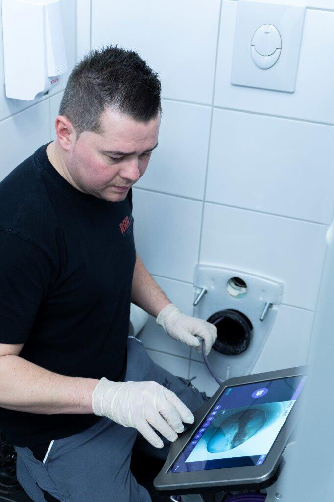 Bilder Abfluss-, Kanal- & Rohrreinigung RRR GmbH