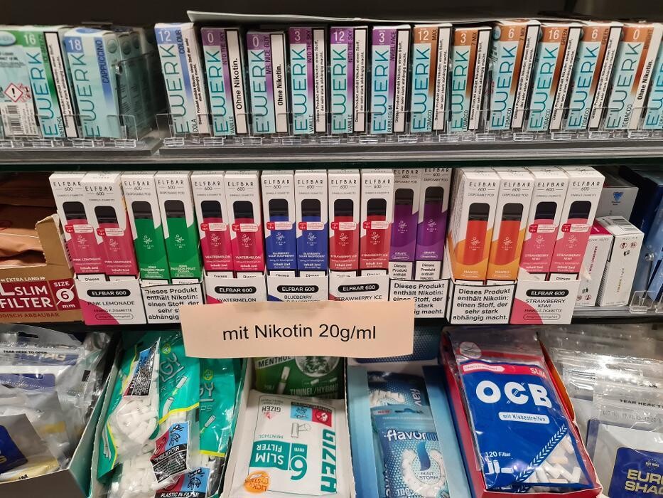 Bilder SKRIBO menschen-bauen-leben