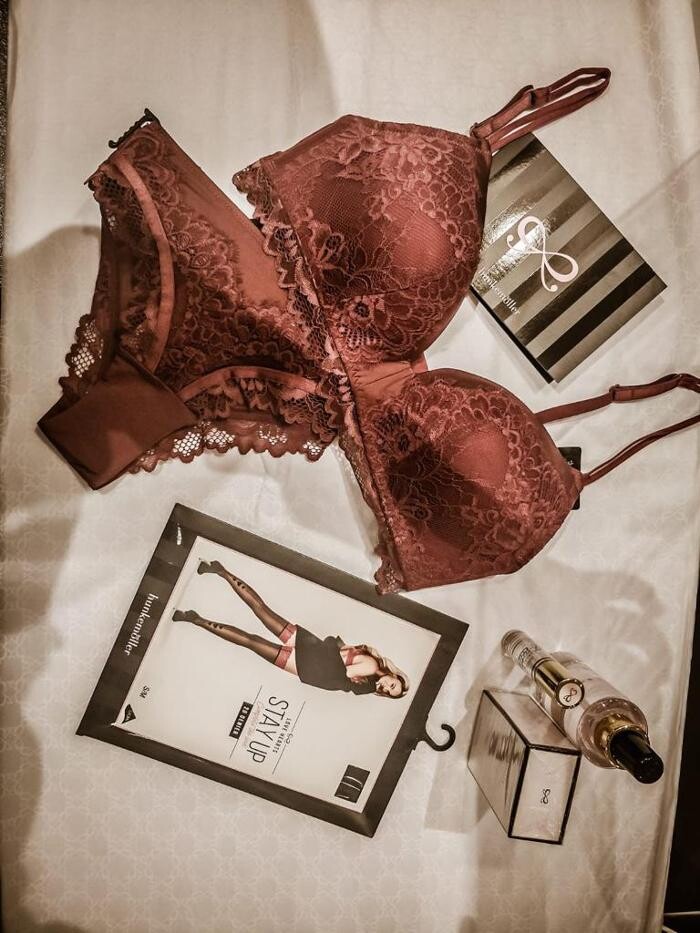 Bilder Hunkemöller
