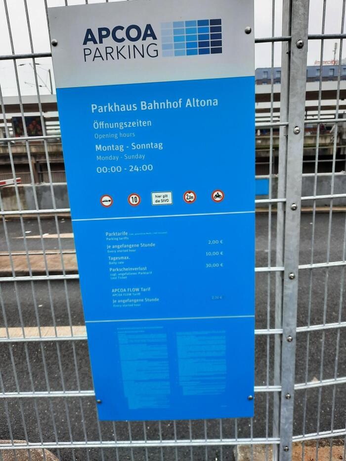 Bilder Parkhaus Bahnhof Altona APCOA
