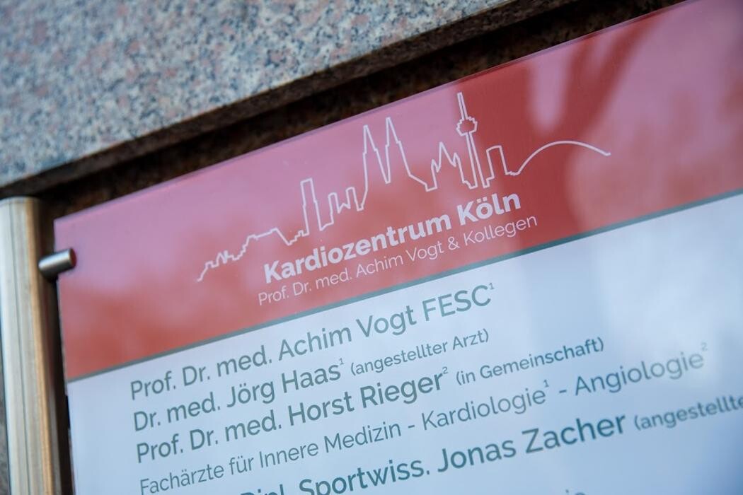 Bilder Kardiozentrum Köln - Fachärzte für Kardiologie | Angiologie | Sportmedizin