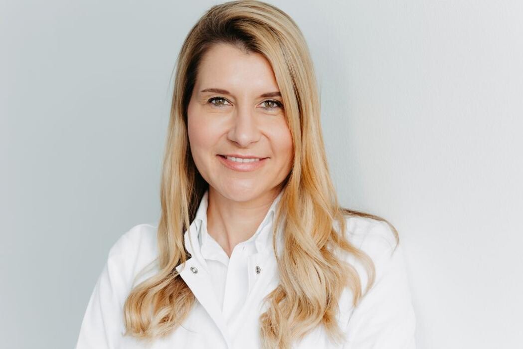 Bilder Dr. med. Kerstin Schatton Praxis für Dermatologie und Ästhetik