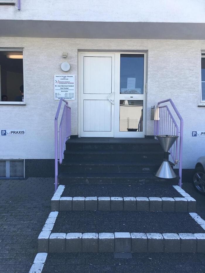 Bilder Karl Grober FA für Chirurgie, FA für Unfallchirurgie und Orthopädie