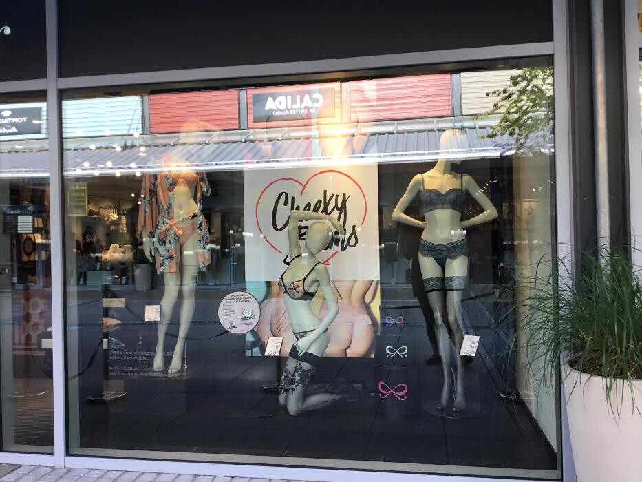 Bilder Hunkemöller