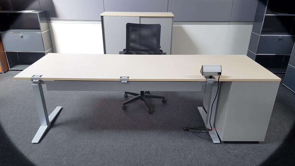 Bilder Verwertungszentrum Bayern Büromöbel München Garching