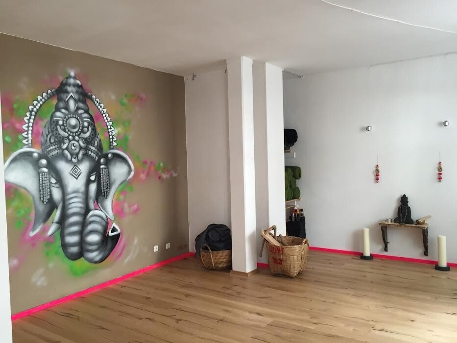 Bilder Urbanyogamunich
