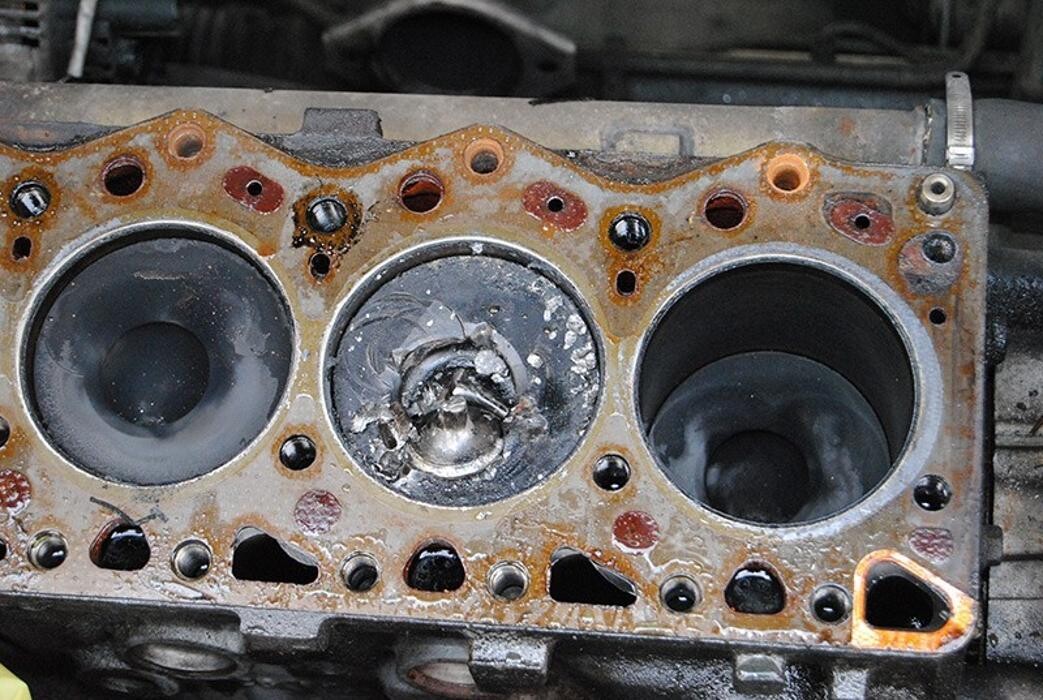 Bilder Brückner & Galley Motoreninstandsetzung GmbH