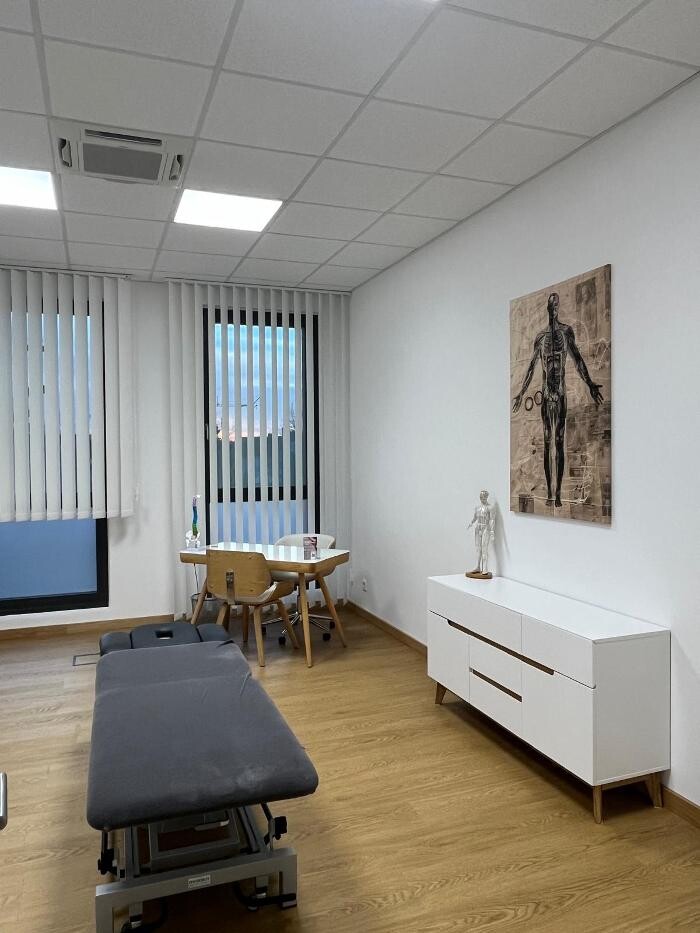 Bilder Praxis für Heil- und Chiropraktik HP Thomas Schneider