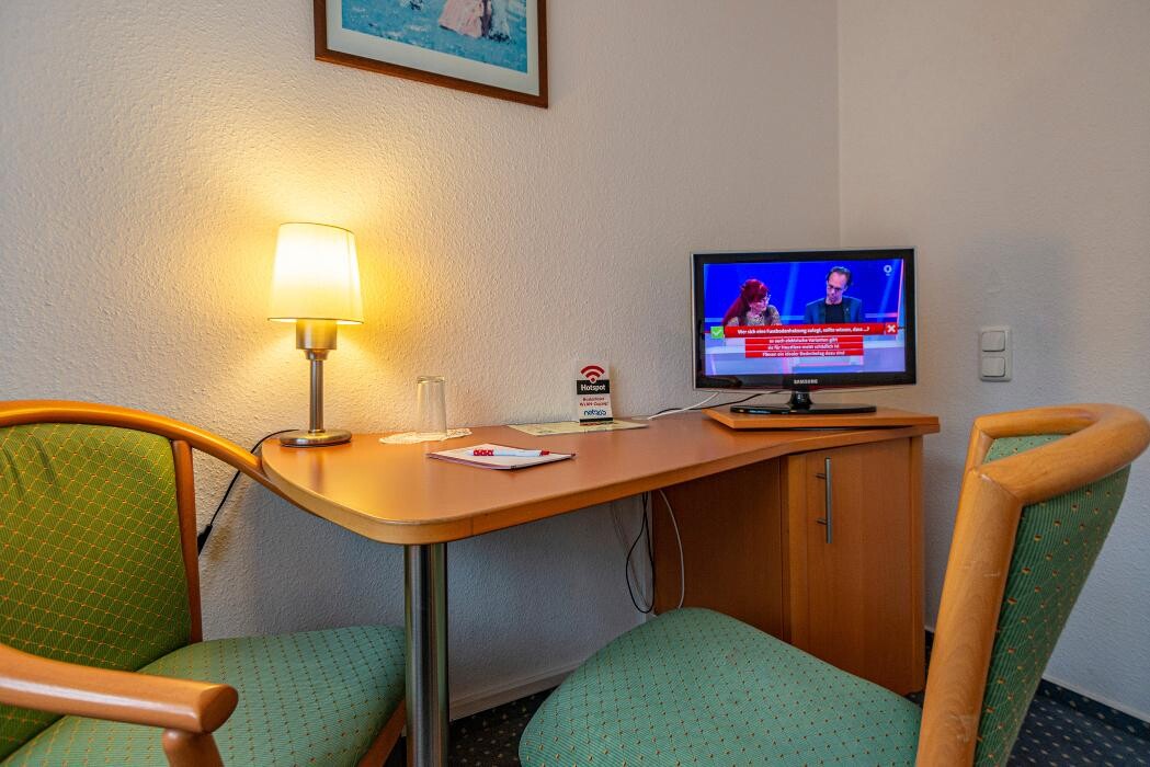 Bilder Hotel Rostock West im "Kritzmow Park"