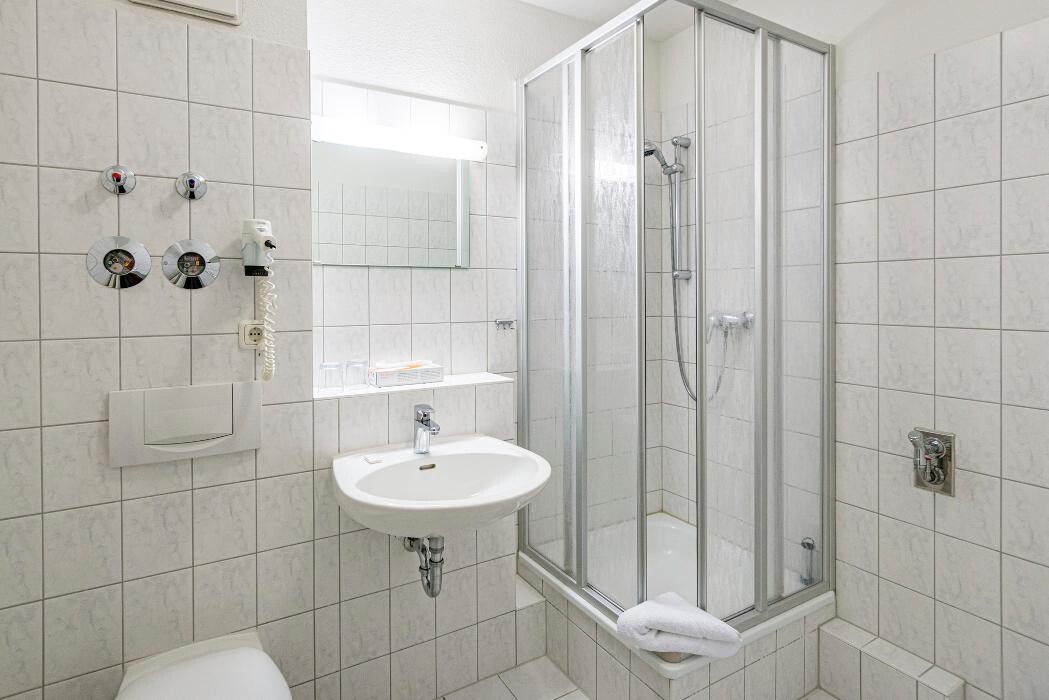 Bilder Hotel Rostock West im "Kritzmow Park"