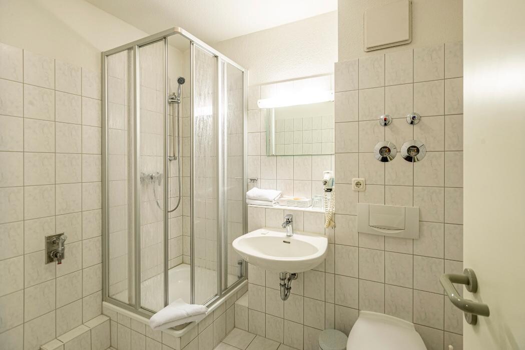 Bilder Hotel Rostock West im "Kritzmow Park"