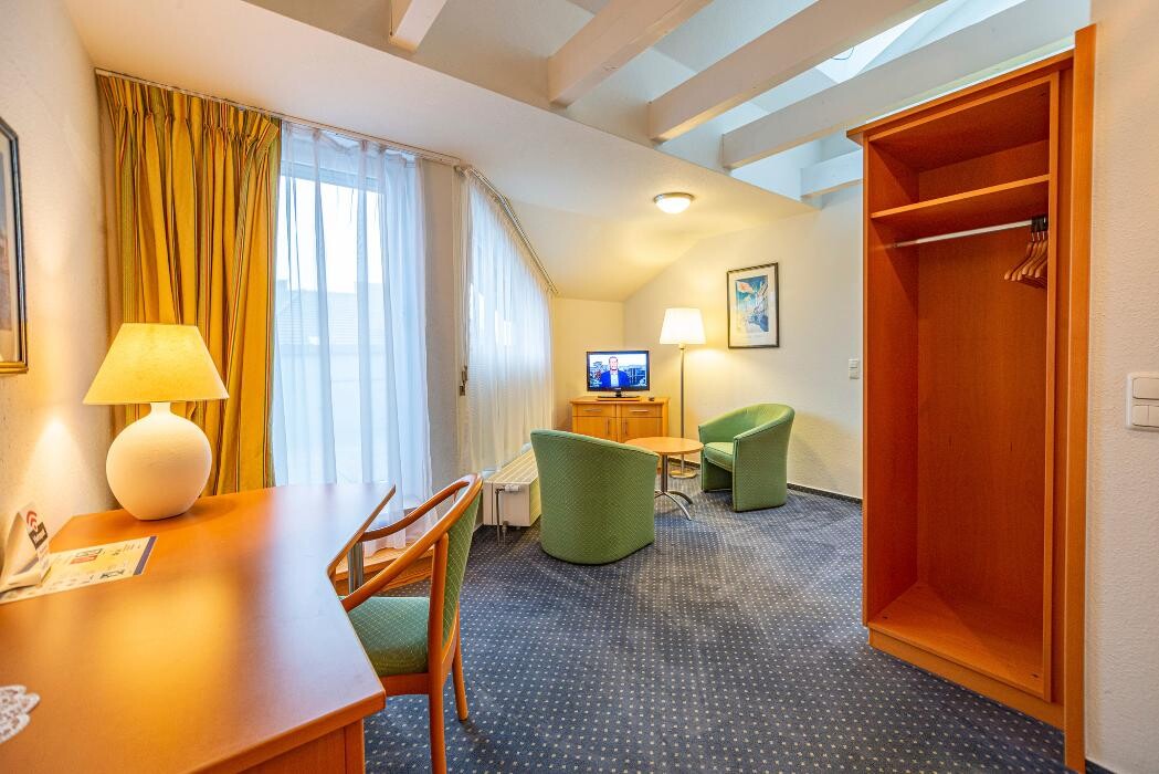 Bilder Hotel Rostock West im "Kritzmow Park"