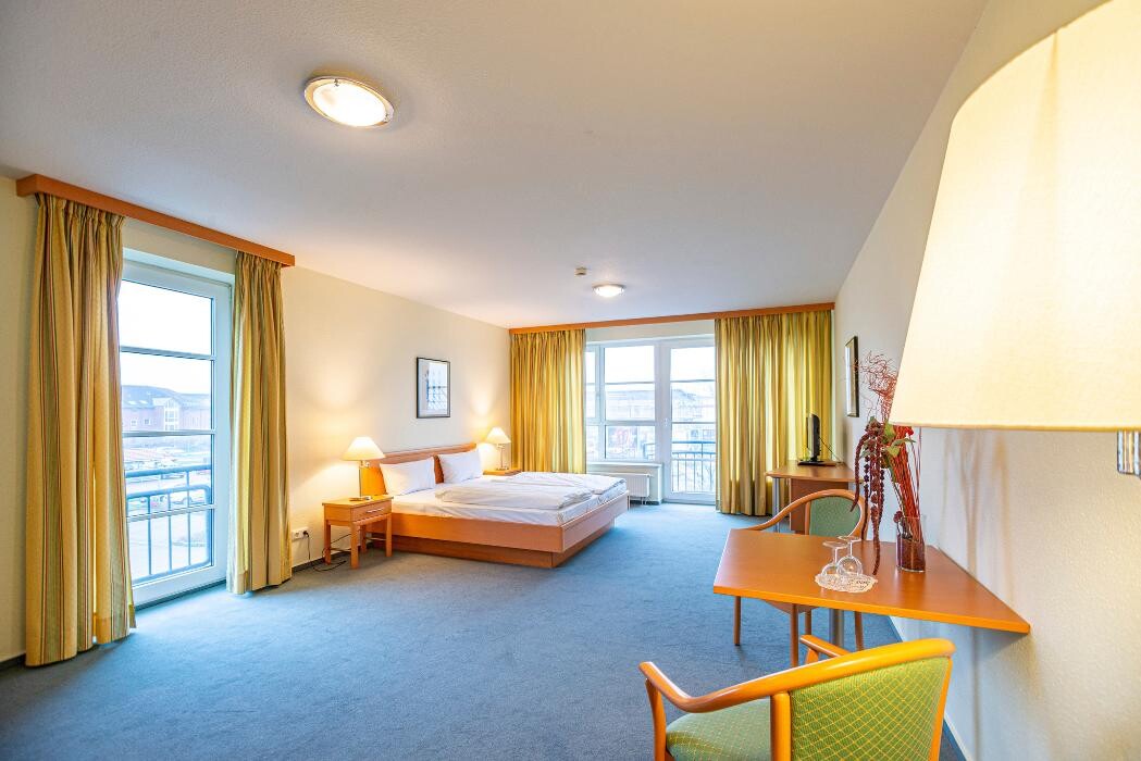 Bilder Hotel Rostock West im "Kritzmow Park"