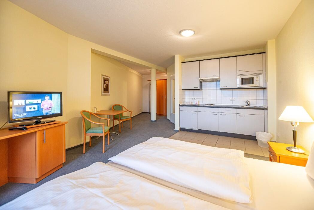 Bilder Hotel Rostock West im "Kritzmow Park"