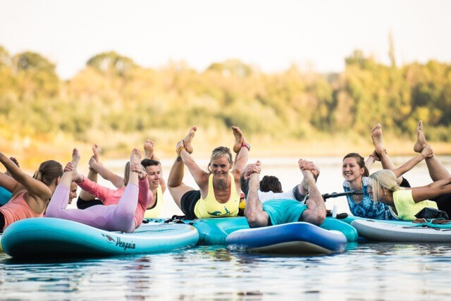 Bilder WOGA SUP Yoga Academy