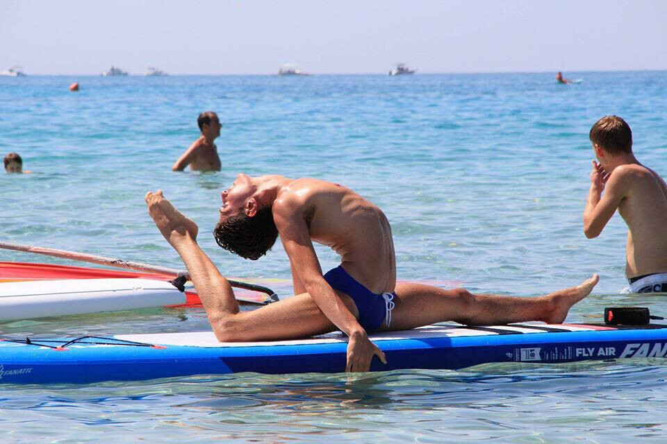 Bilder WOGA SUP Yoga Academy