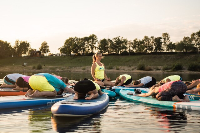 Bilder WOGA SUP Yoga Academy
