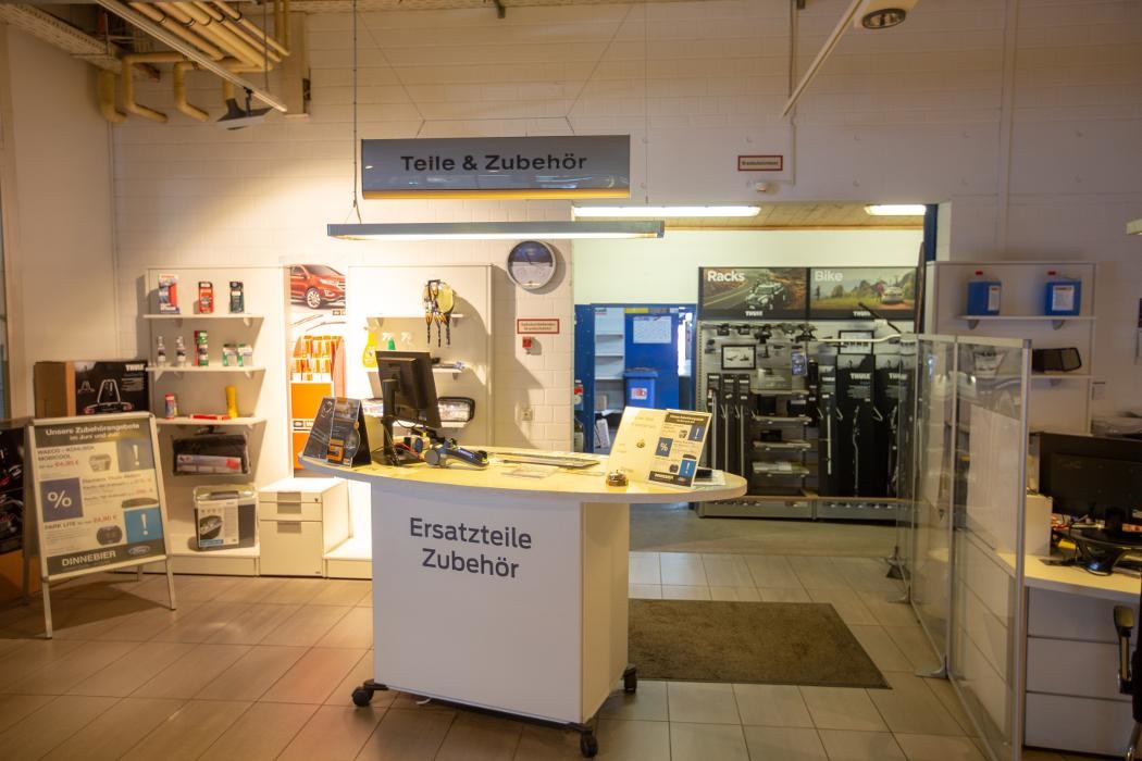 Bilder Autohaus Dinnebier Ford-Store Lichtenberg
