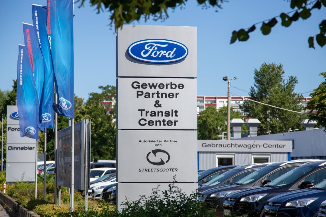 Bilder Autohaus Dinnebier Ford-Store Lichtenberg