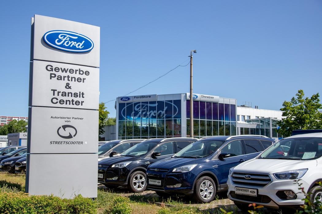 Bilder Autohaus Dinnebier Ford-Store Lichtenberg