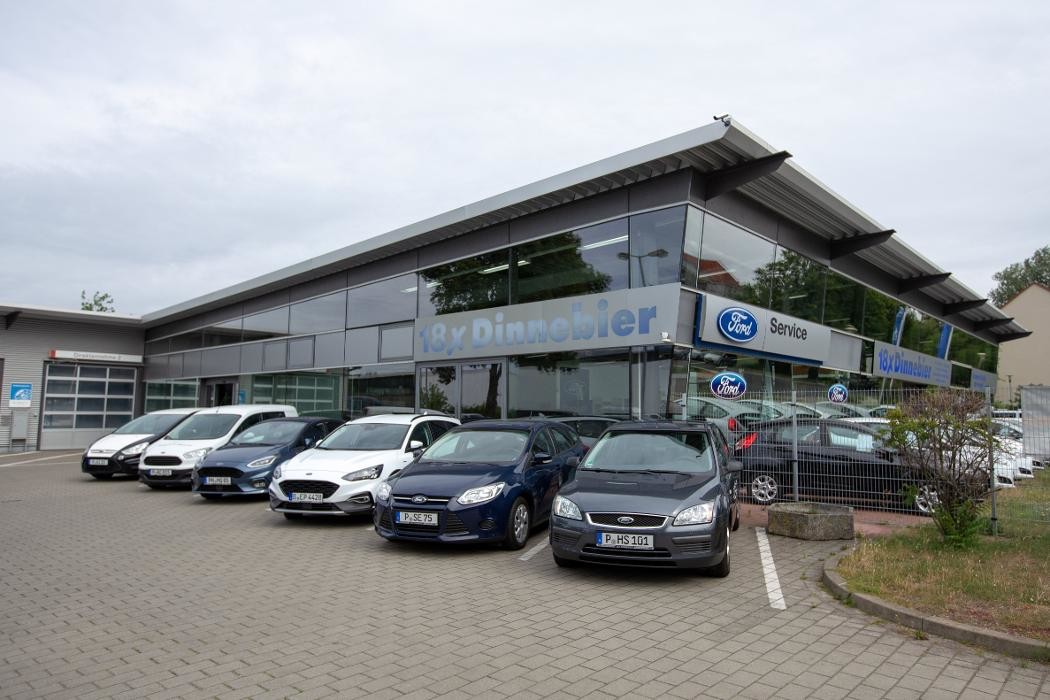 Bilder Autohaus Dinnebier Ford-Store