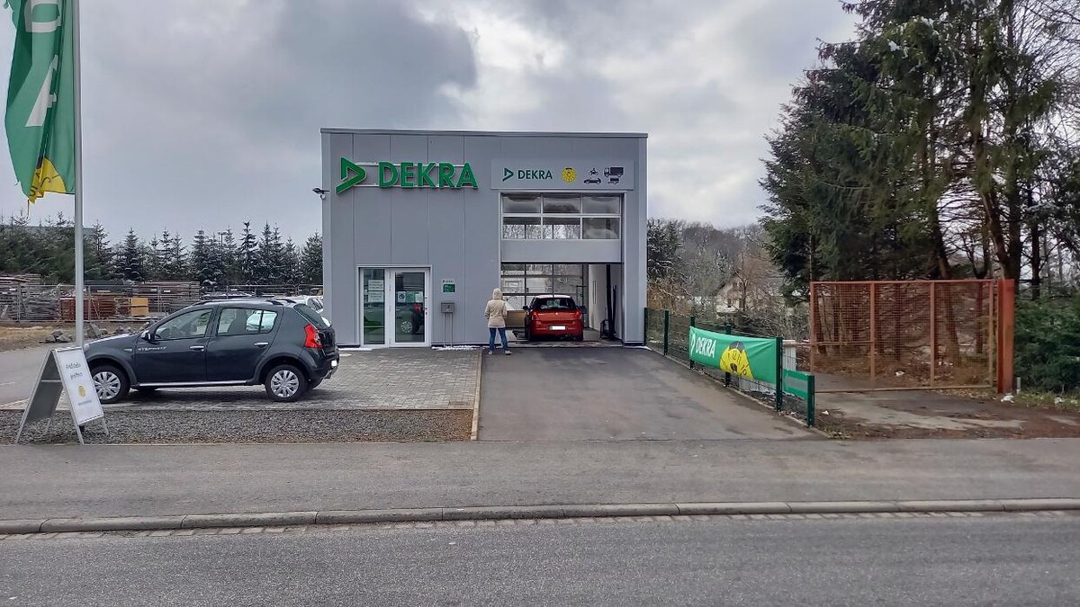 Bilder DEKRA Automobil GmbH Station Blankenheim
