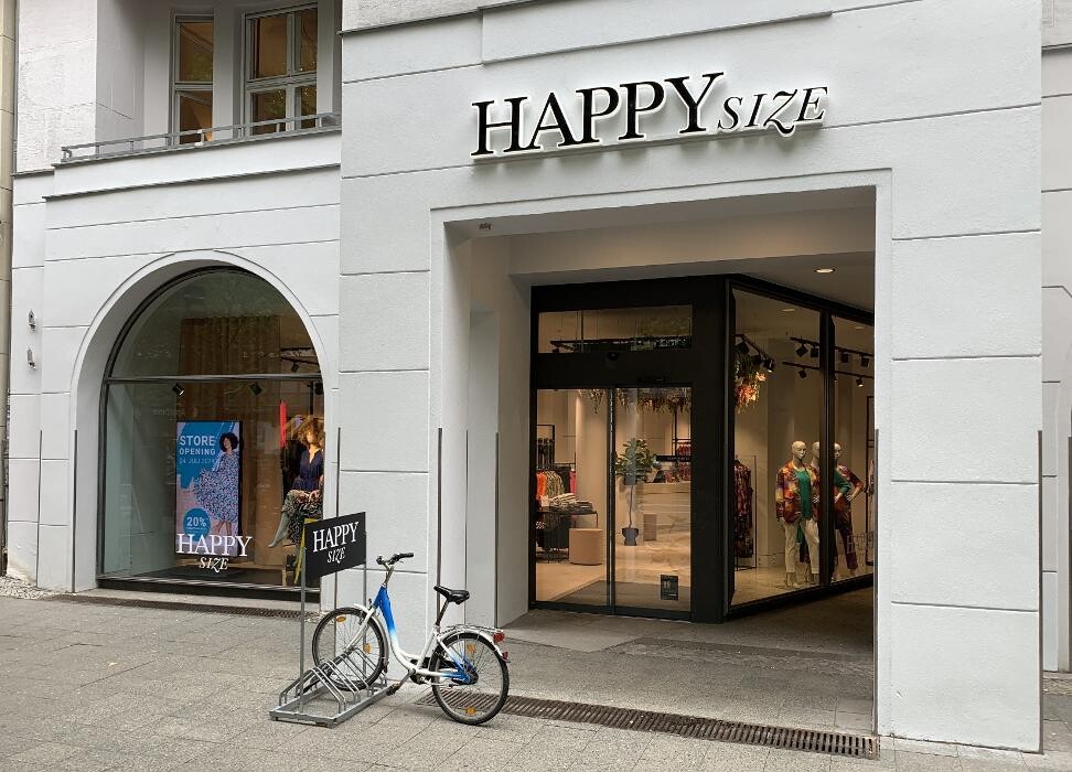 Bilder Happy Size x Ulla Popken | Große Größen | Berlin Kurfürstendamm