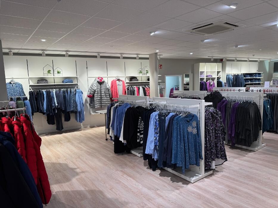 Bilder Ulla Popken | Große Größen | Rastede Outlet