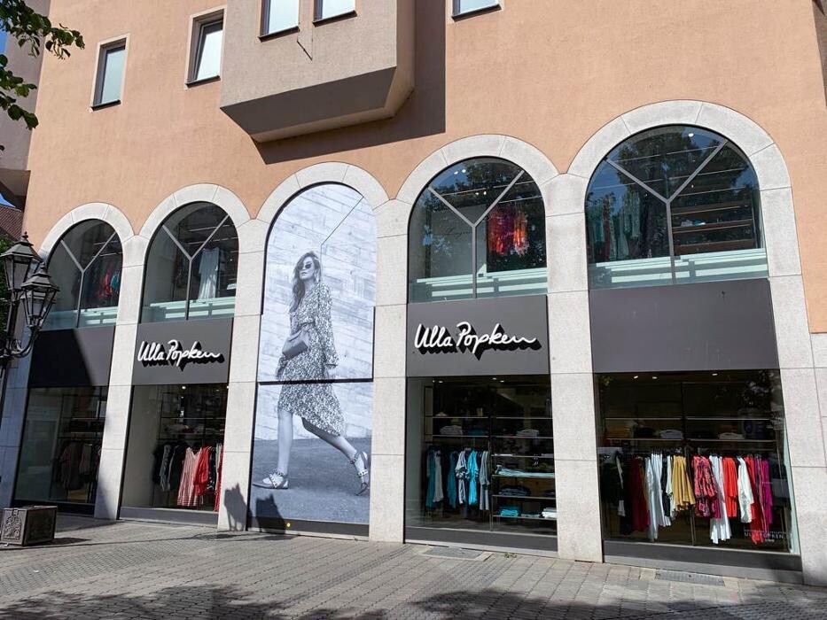 Bilder Ulla Popken | Große Größen | Nürnberg Josephsplatz