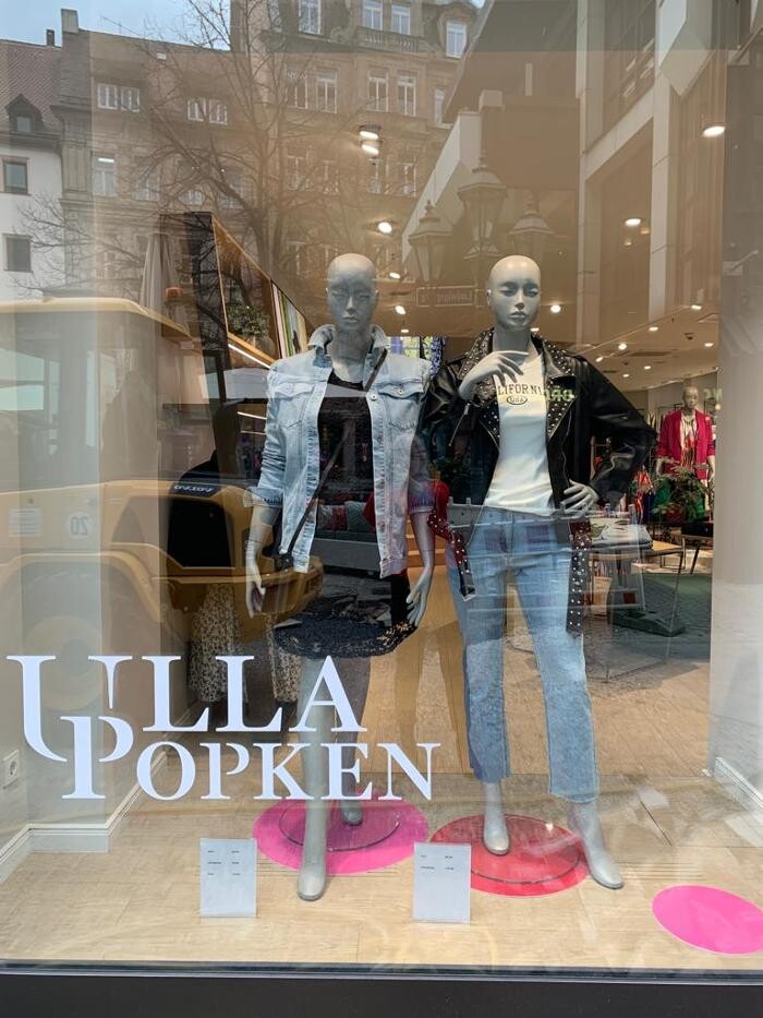 Bilder Ulla Popken | Große Größen | Nürnberg Josephsplatz