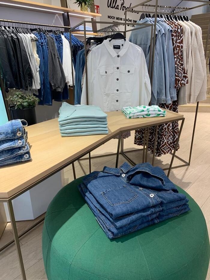 Bilder Ulla Popken | Große Größen | Nürnberg Josephsplatz