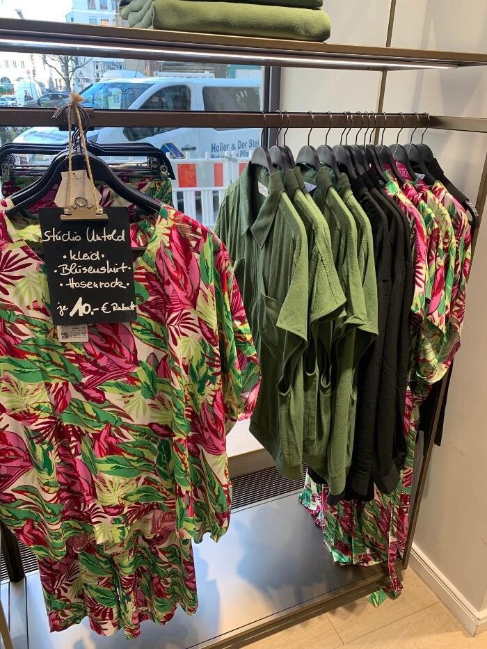 Bilder Ulla Popken | Große Größen | Nürnberg Josephsplatz