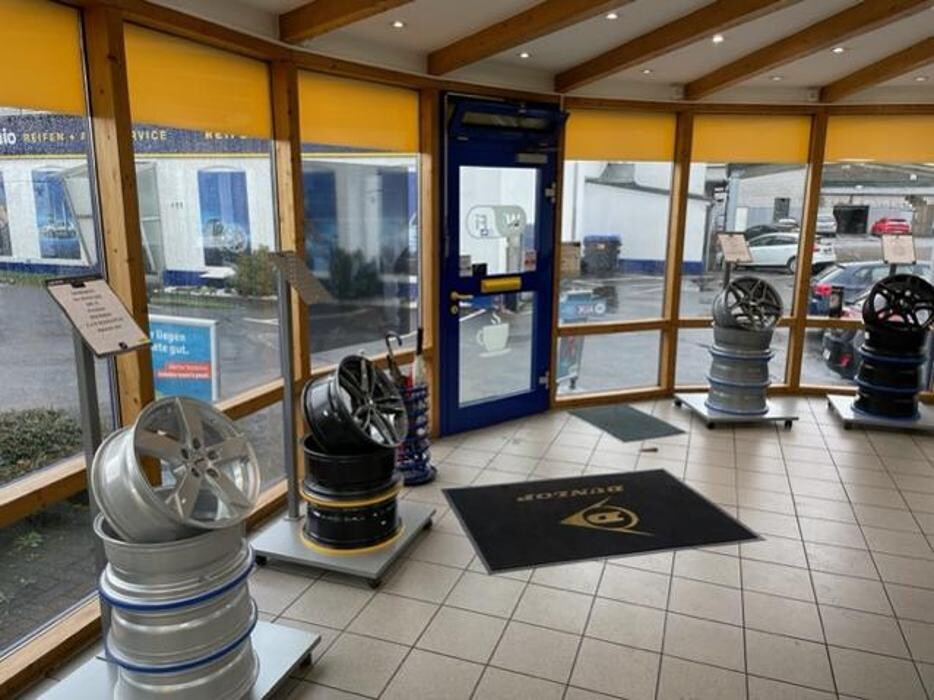 Bilder Premio Reifen + Autoservice Reifen Baack GmbH
