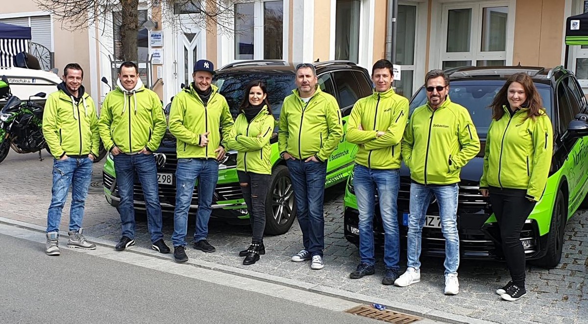 Bilder MartinZ Fahrschule & Bootsfahrschule